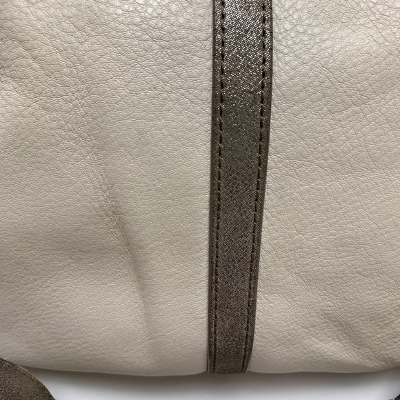 FOSSIL Ivory Cream Genuine Pebble Leather Crossbody Shoulder Bag Metallic Tote - Picture 15 of 16